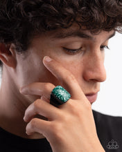 Load image into Gallery viewer, Crowd Pleasing Color - Green Ring
